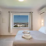Crystal Dream Guest house