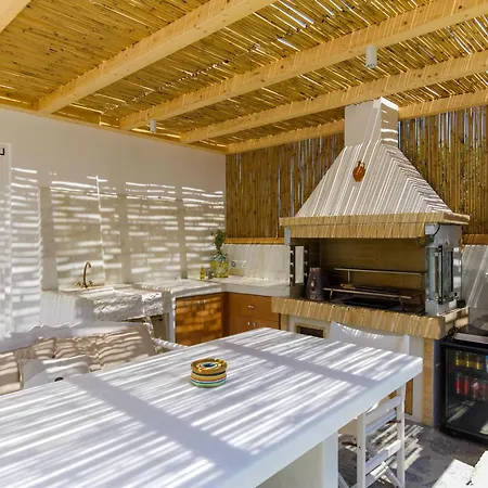 Crystal Dream Gasthuis 3*