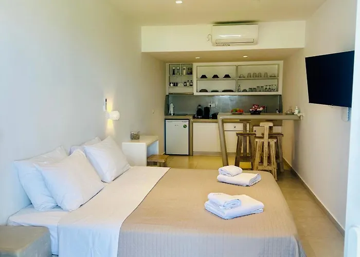 Crystal Dream 3* Parikia (Paros)