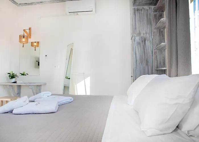 Crystal Dream Parikia (Paros)